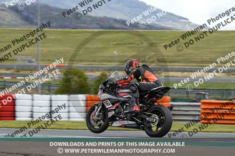 cadwell no limits trackday;cadwell park;cadwell park photographs;cadwell trackday photographs;enduro digital images;event digital images;eventdigitalimages;navarra;no limits trackdays;peter wileman photography;racing digital images;trackday digital images;trackday photos